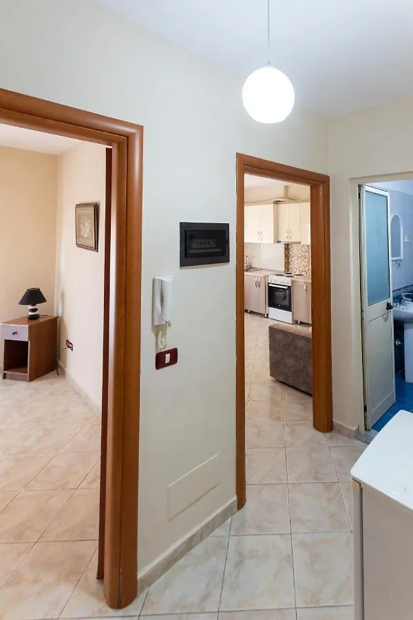 Seaside Retreat - 1 Bedroom Apartment By The Beach Dıraç Arnavutluk