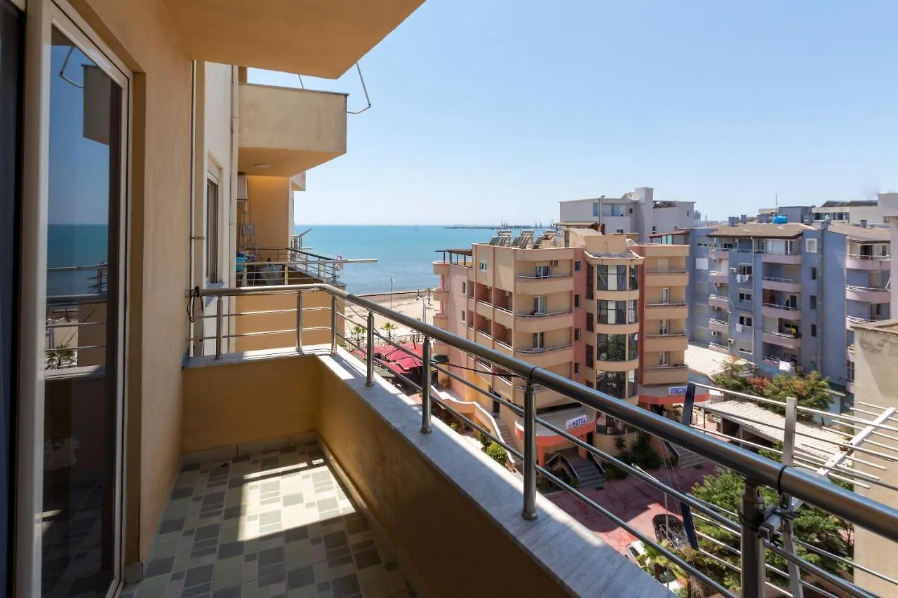 Seaside Retreat - 1 Bedroom Apartment By The Beach Dıraç